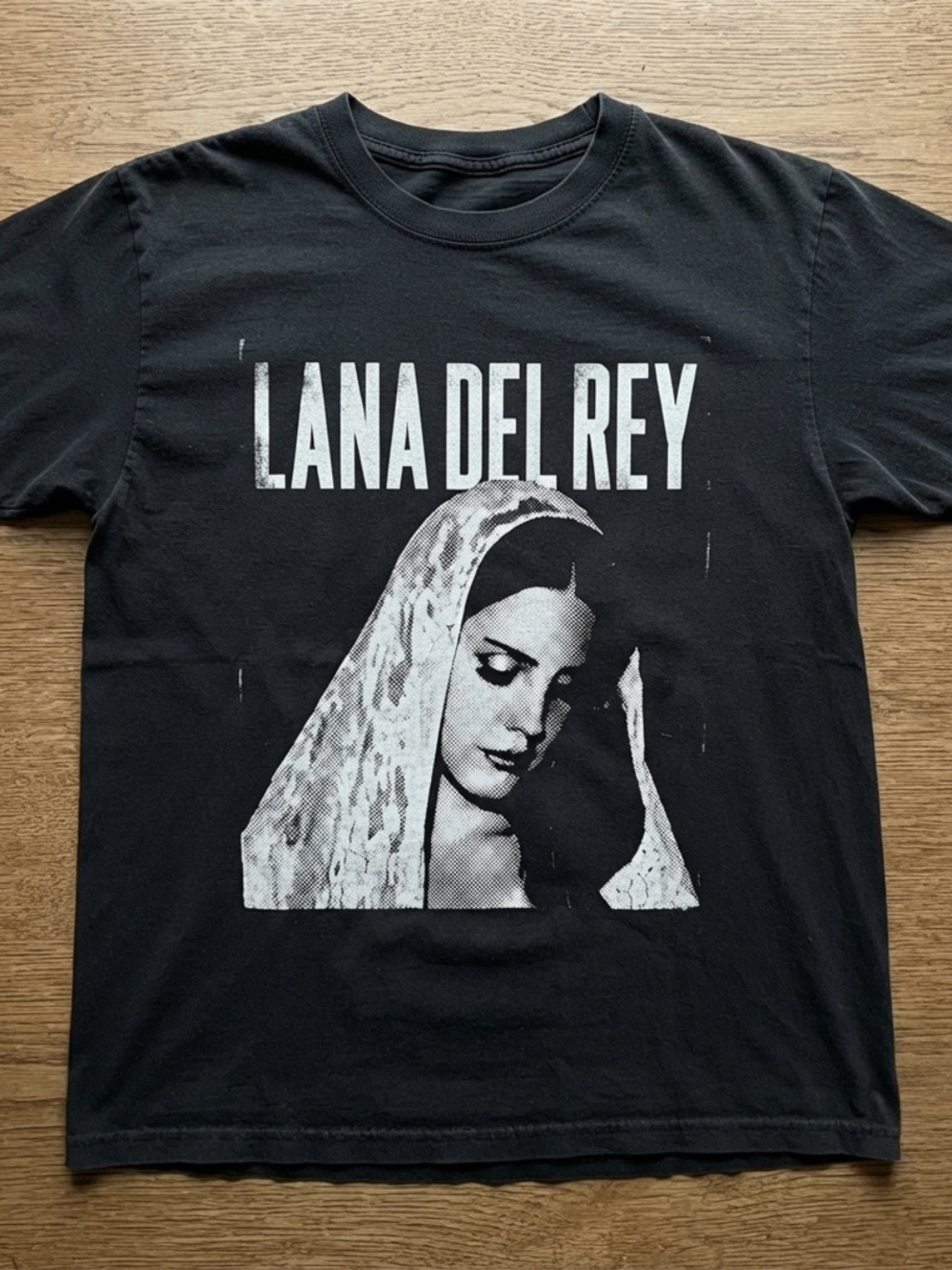 Gildan Black Lana Del Rey Graphic Tee